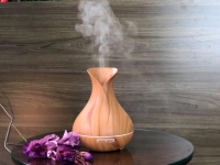 Máy Phun Sương Tinh Dầu – Bí Quyết Xông Thơm Phòng Và Thư Giãn Hiệu Quả