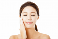 Massage mặt với các loại đá