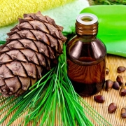 9 công dụng tuyệt vời của tinh dầu thông