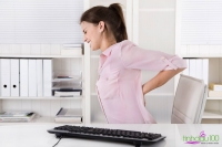 3 mẹo chữa đau lưng cho dân văn phòng